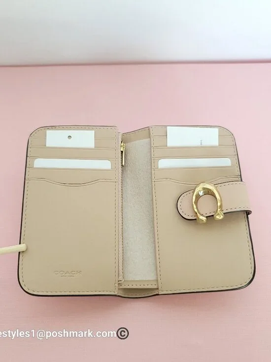 COACH Tabby Hammered C Logo Smooth Leather MD Bifold Wallet – Cream color⭐ - Picture 12 of 16
